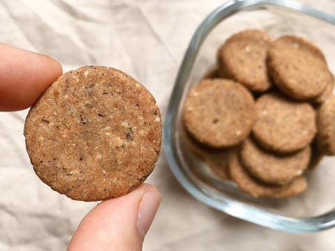 ぼりぼり♪素朴なそば粉のごま味噌クッキー